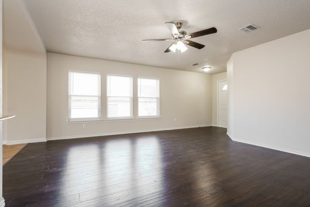 1225 Mccary Street, Cedar Hill, TX 75104