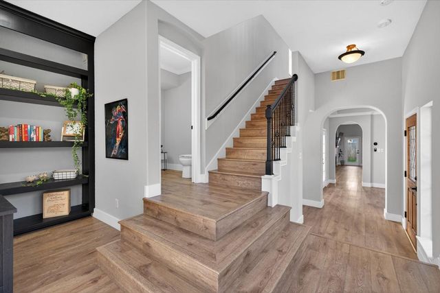 31 Jadewing Court, The Woodlands, TX 77381