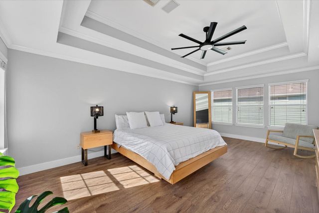 31 Jadewing Court, The Woodlands, TX 77381