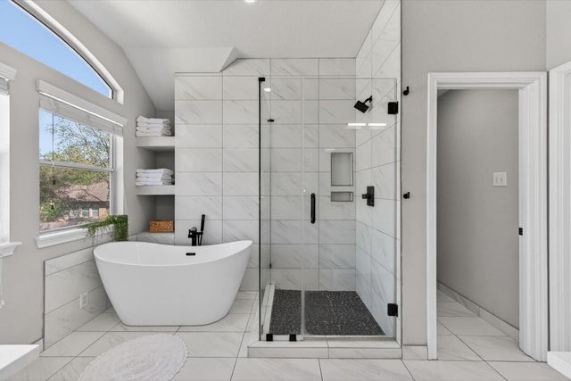 31 Jadewing Court, The Woodlands, TX 77381