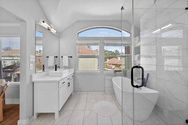 31 Jadewing Court, The Woodlands, TX 77381