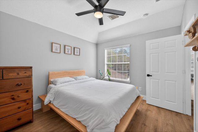 31 Jadewing Court, The Woodlands, TX 77381