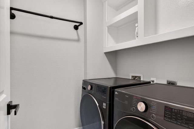 31 Jadewing Court, The Woodlands, TX 77381