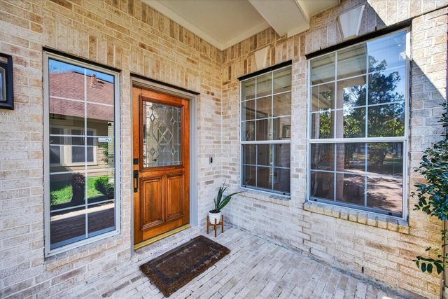 31 Jadewing Court, The Woodlands, TX 77381