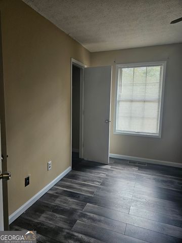 3195 Highpoint Court, Snellville, GA 30078