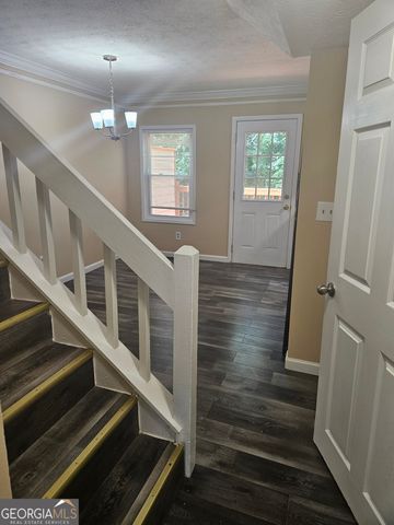 3195 Highpoint Court, Snellville, GA 30078