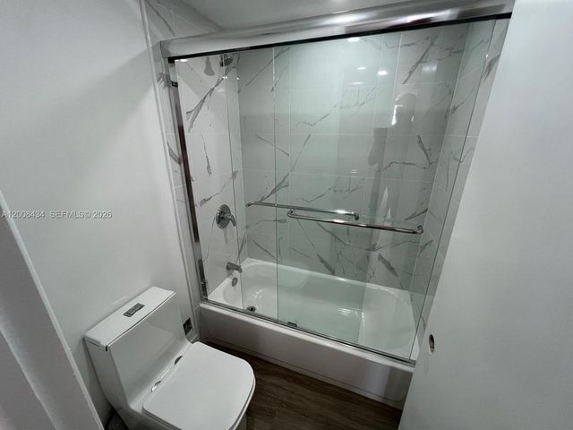 500 Bayview Dr 1120, Sunny Isles Beach, FL 33160