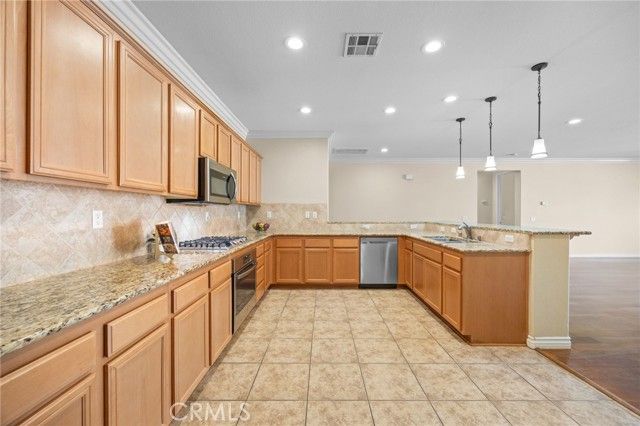 1464 Petunia Court, Beaumont, CA 92223