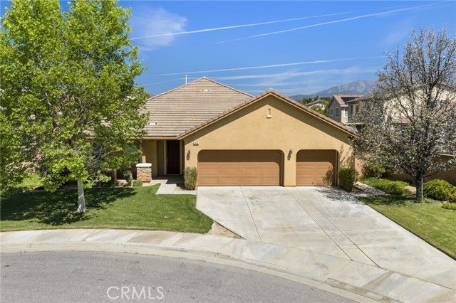 1464 Petunia Court, Beaumont, CA 92223