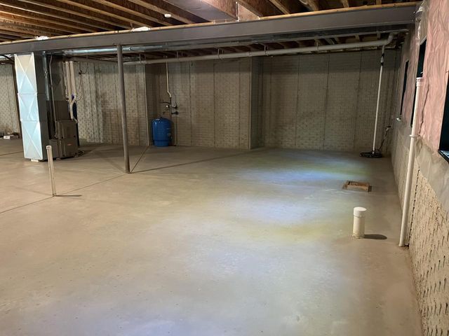 16970 W Small ROAD, New Berlin, WI 53151