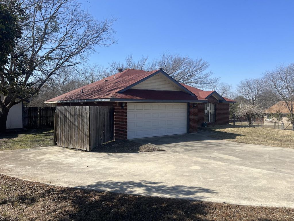 3908 Lakecliff DR, Harker Heights, TX 76548