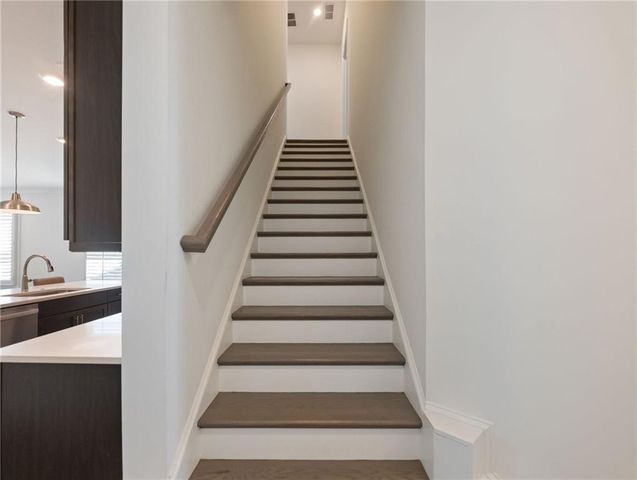 5111 Riden Way, Buford, GA 30518