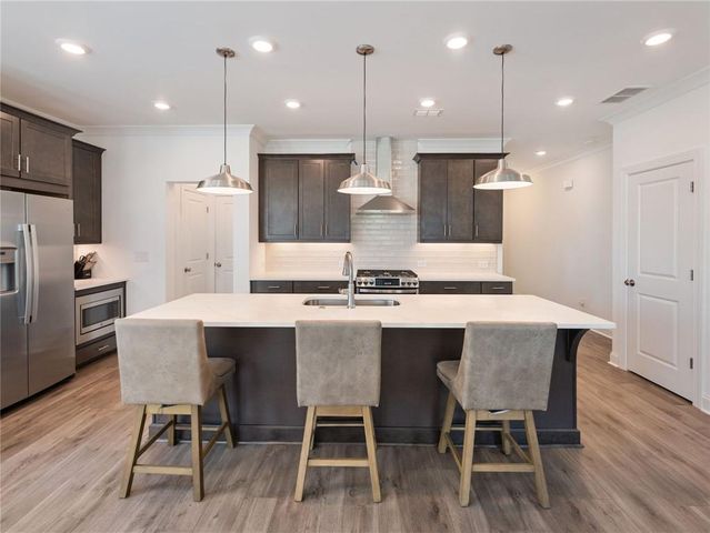 5111 Riden Way, Buford, GA 30518