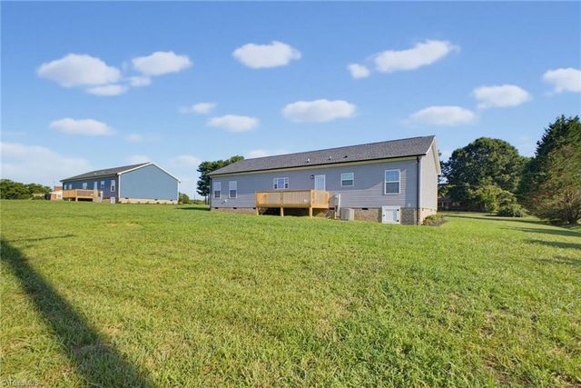 4735 Nc Highway 67, Boonville, NC 27011