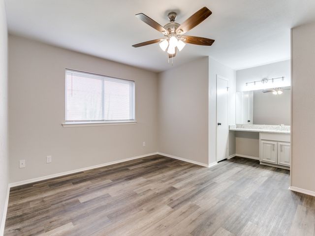 1607 Glenhill Lane, Lewisville, TX 75077