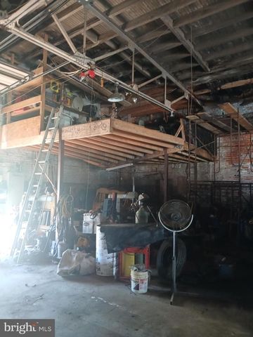 1023 W 9TH ST, Chester, PA 19013
