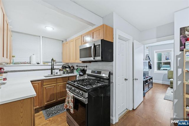 328 John Street, Elizabeth, NJ 07202