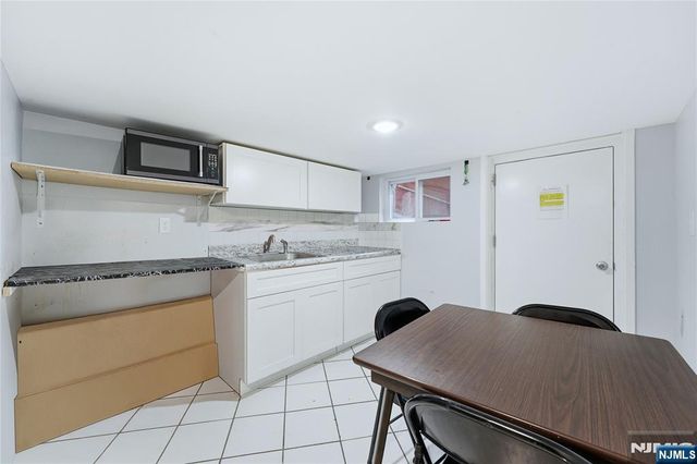 328 John Street, Elizabeth, NJ 07202