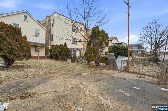 328 John Street, Elizabeth, NJ 07202