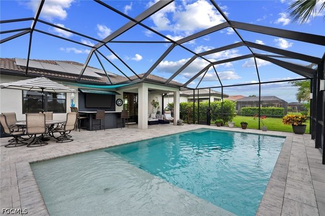 16141 Palmetto Prairie DR, Alva, FL 33920