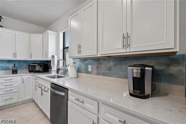 16141 Palmetto Prairie DR, Alva, FL 33920