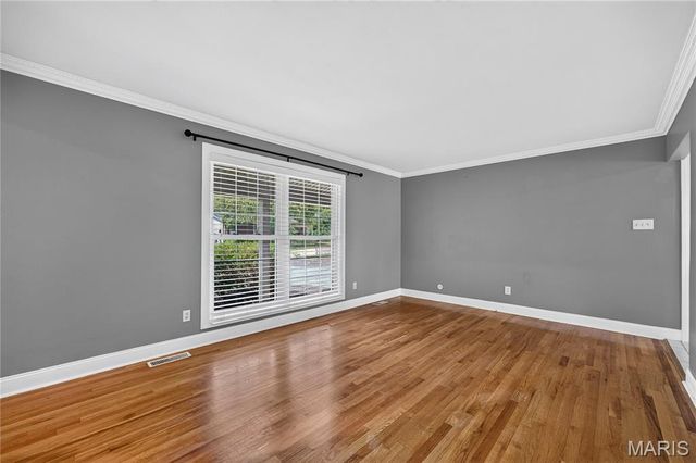 12009 Quality Lane, Maryland Heights, MO 63043
