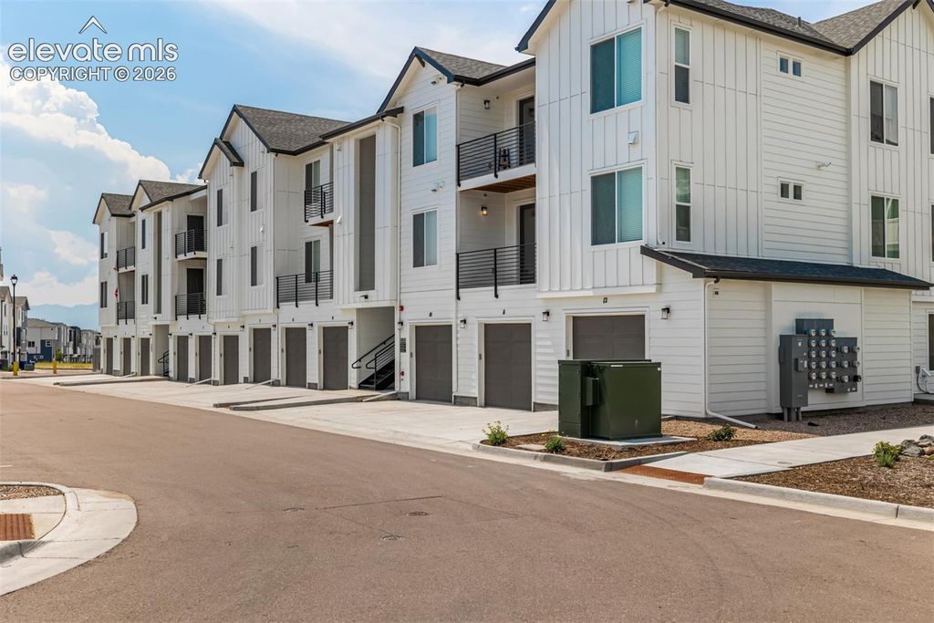 2252 Arikaree Heights 202, Colorado Springs, CO 80908 — exterior