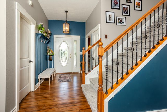 1904 E Highview Street, Ozark, MO 65721