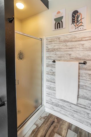 1904 E Highview Street, Ozark, MO 65721