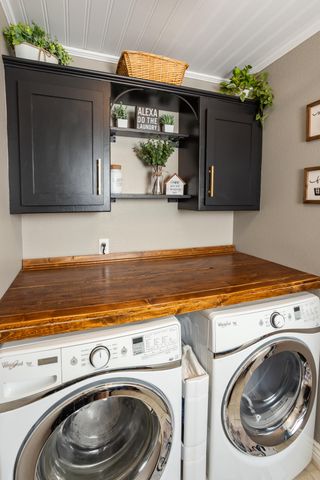 1904 E Highview Street, Ozark, MO 65721