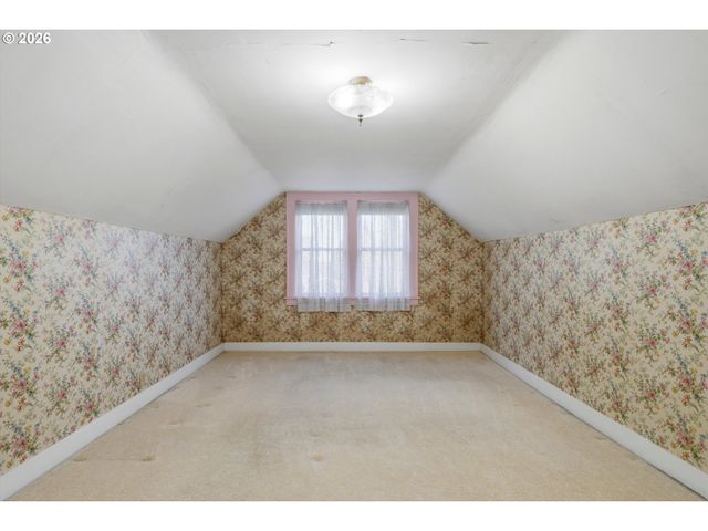 9980 Sw MCDONALD St, Portland, OR 97224