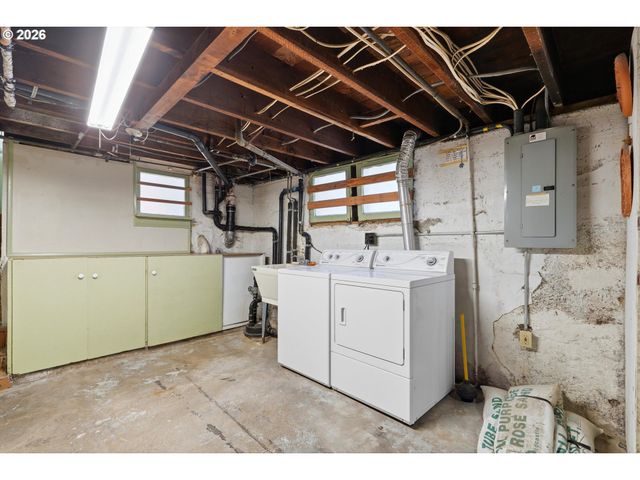 9980 Sw MCDONALD St, Portland, OR 97224