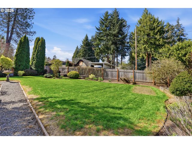 9980 Sw MCDONALD St, Portland, OR 97224