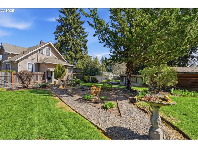 9980 Sw MCDONALD St, Portland, OR 97224