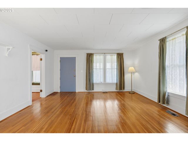 9980 Sw MCDONALD St, Portland, OR 97224