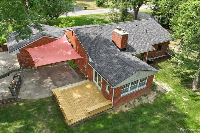28432 Westerleigh Road, Farmington Hills, MI 48334