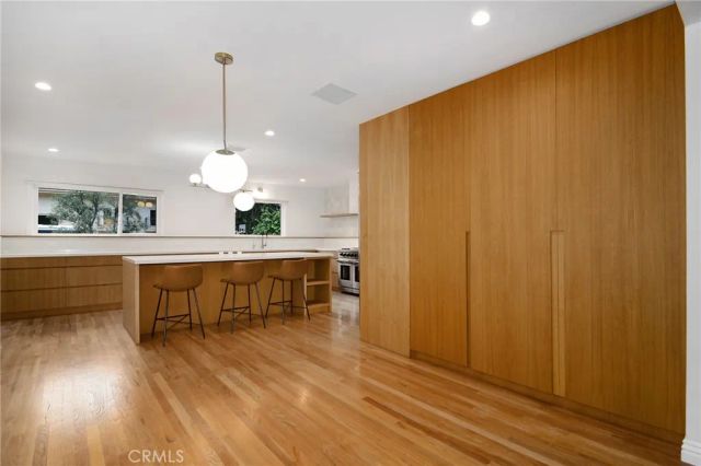 4676 Arriba Drive, Tarzana, CA 91356