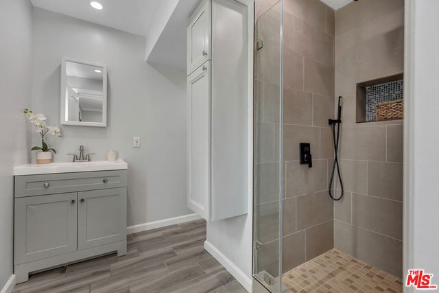 2544 Commodore Street, Los Angeles, CA 90032