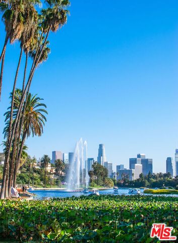 2544 Commodore Street, Los Angeles, CA 90032