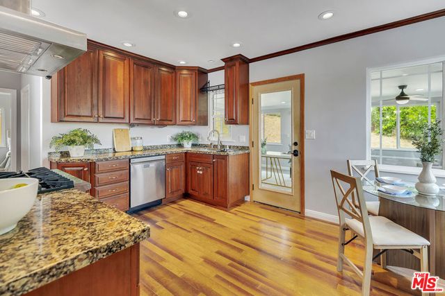 2544 Commodore Street, Los Angeles, CA 90032