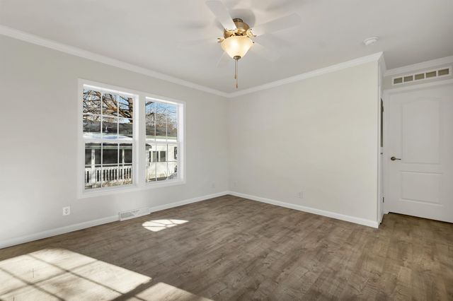 41 Hayes Mobile Home Park, Exeter, NH 03833