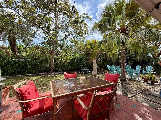 16665 SW SW 93rd Ct, Palmetto Bay, FL 33157