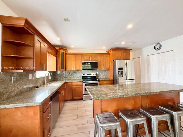 16665 SW SW 93rd Ct, Palmetto Bay, FL 33157