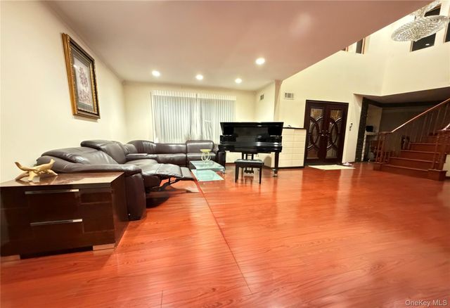 26105 Bridgewater Avenue, Glen Oaks, NY 11004