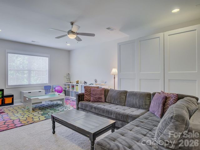 16433 Bryant Meadows Drive, Charlotte, NC 28278