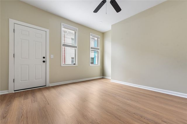 2828 Larkins Way, South Side, PA 15203
