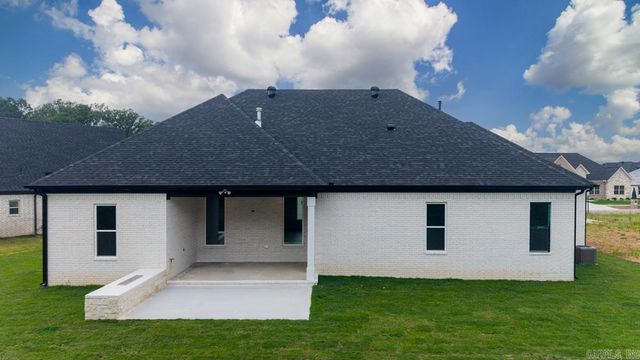 611 Corondelet Lane, Maumelle, AR 72113