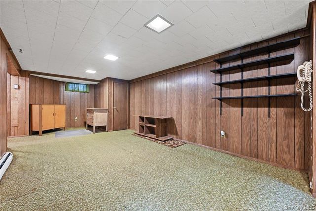 8 Andover Court, Garden City, NY 11530