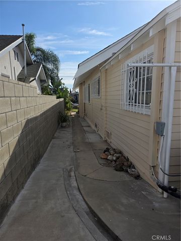 5311 La Mirada, Los Angeles, CA 90029