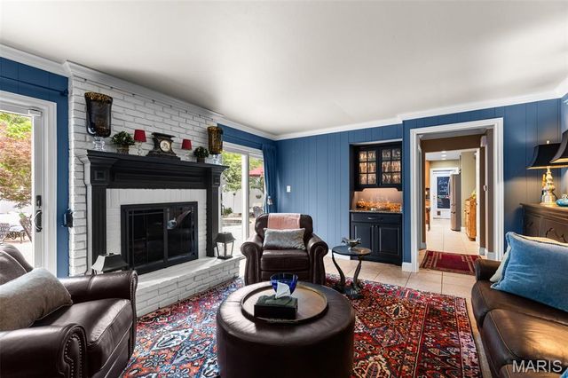 2029 Cedarmill Drive, Chesterfield, MO 63017